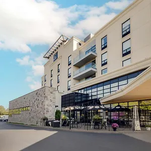 **** Hotel C By Carmen's, Bw Premier Collection Canada